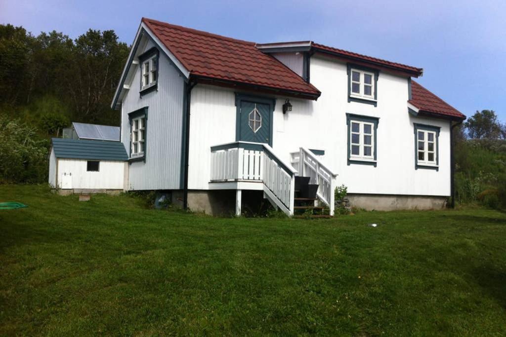 Nordlandshus Ved Lofotr Villa Bostad Exterior photo